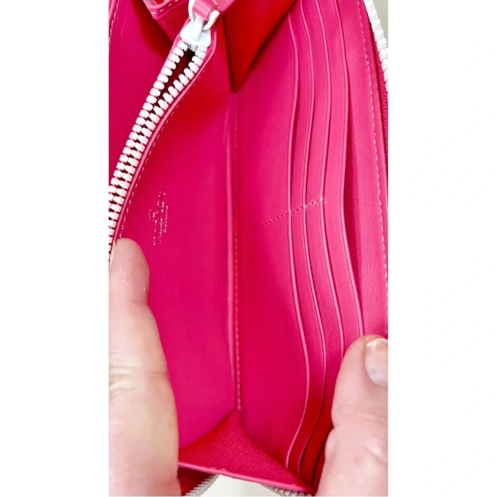 Valentino Garavani Pink & White Vitello Colorblock Rockstud Zip Around Wallet